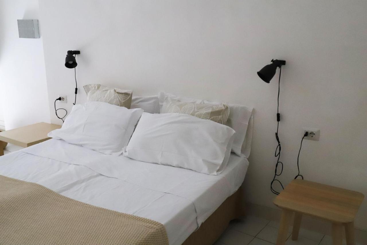 Ave Gratia Plena Hostel Salerno Buitenkant foto