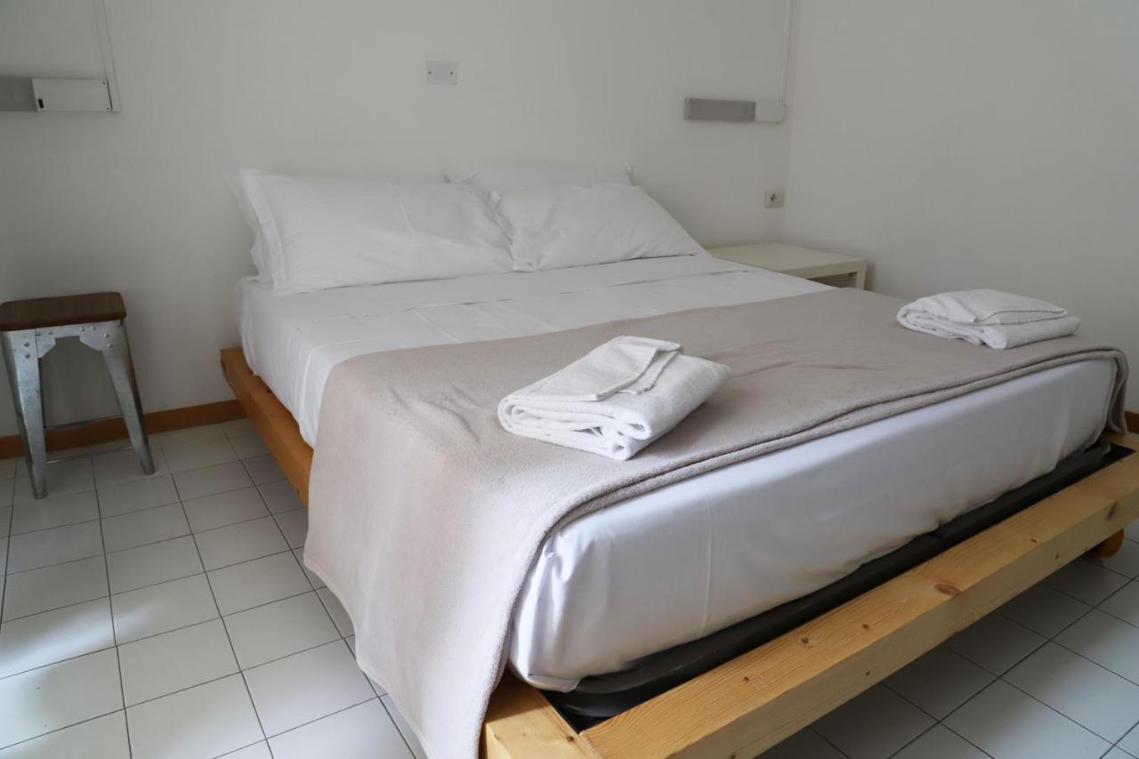 Ave Gratia Plena Hostel Salerno Buitenkant foto
