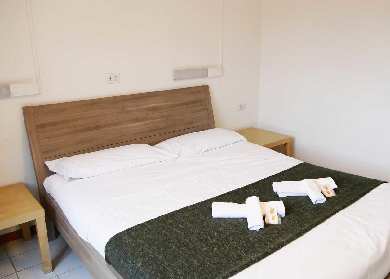 Ave Gratia Plena Hostel Salerno Buitenkant foto