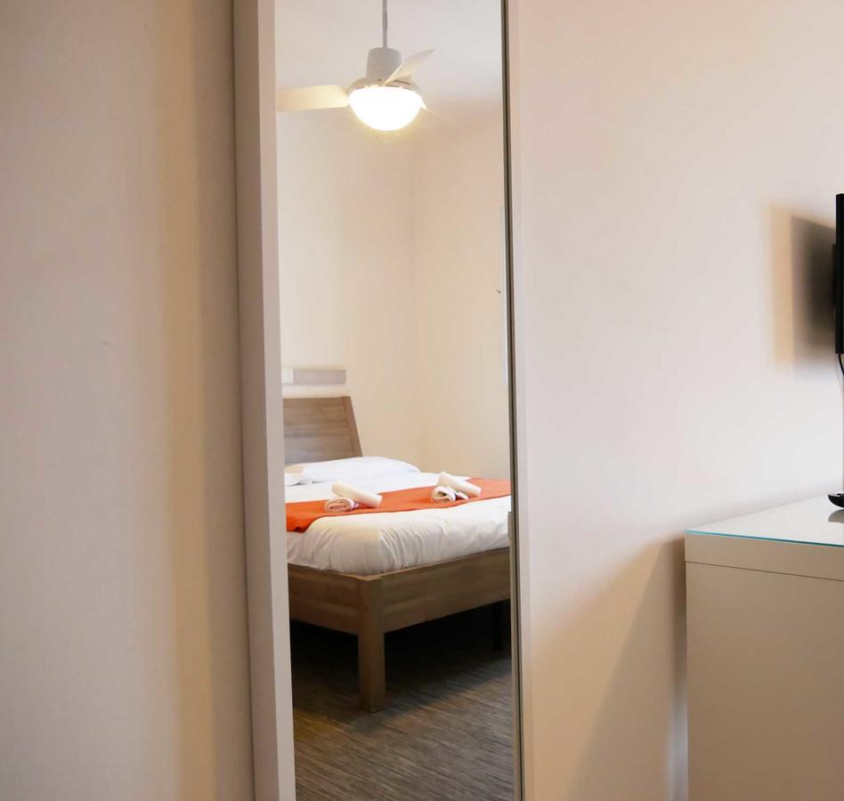 Ave Gratia Plena Hostel Salerno Buitenkant foto