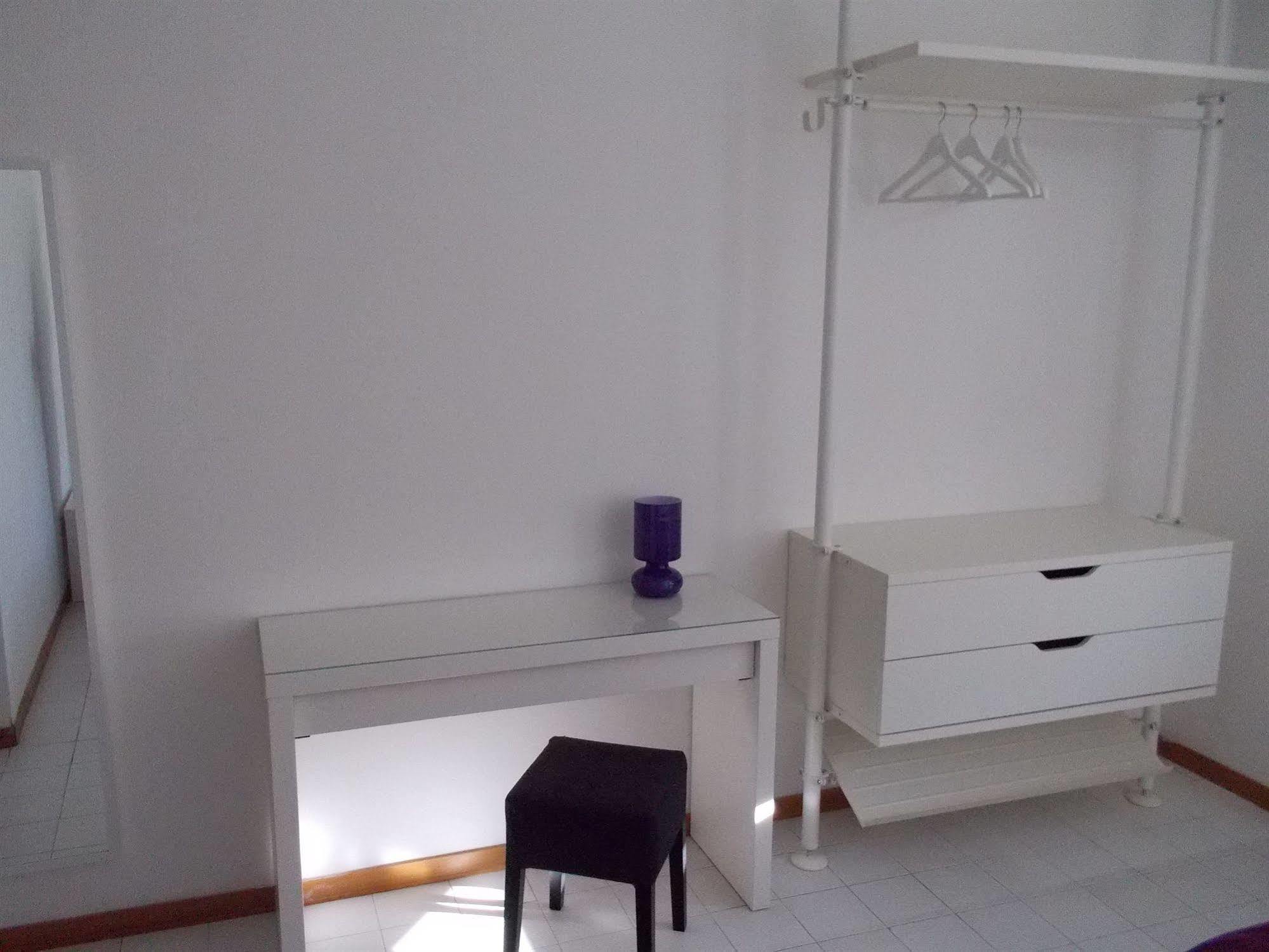 Ave Gratia Plena Hostel Salerno Buitenkant foto